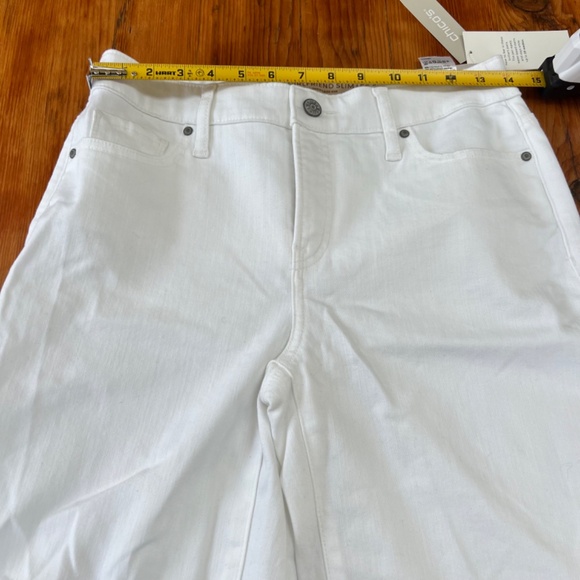 NWT Chico's White Flat‎ Front Bermuda Shorts Cotton Blend Walking Sz 00- 2R - Picture 13 of 16